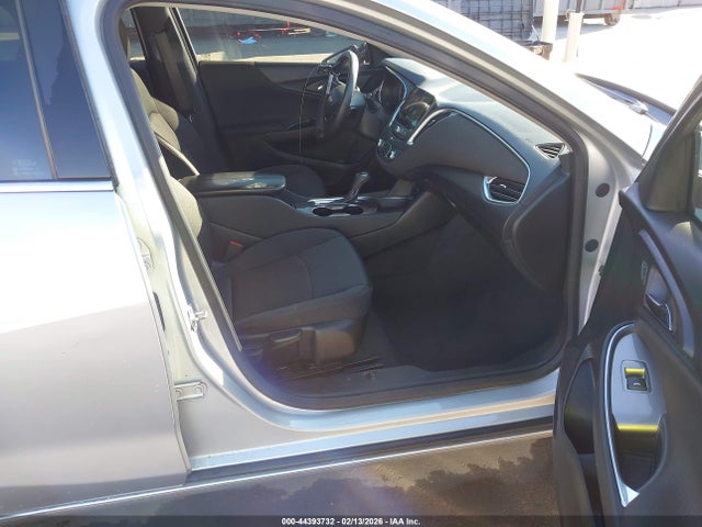1G1ZD5ST7LF025701 Chevrolet Malibu Fwd Lt