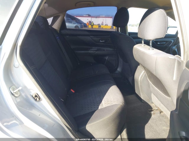 1N4AL3AP5HN337485 Nissan Altima 2.5 S