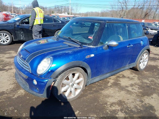2006 MINI COOPER S WMWRE33566TJ38504 Photo 1