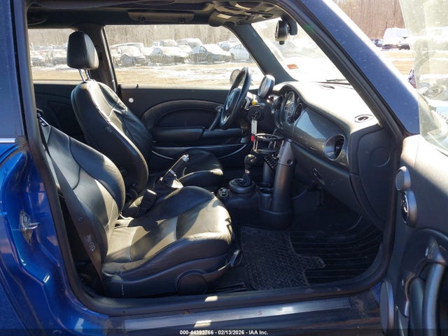 2006 MINI COOPER S WMWRE33566TJ38504 Photo 4