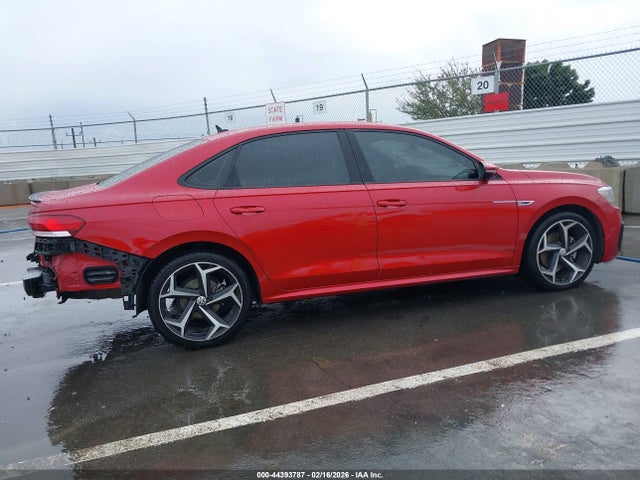 1VWMA7A3XLC013225 Volkswagen Passat 2.0t R-line
