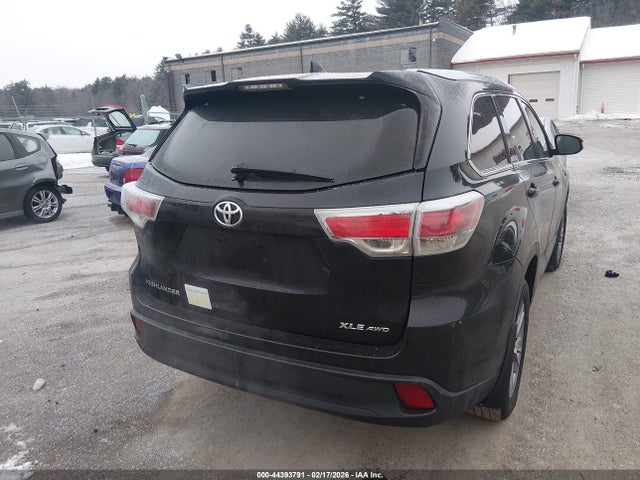 5TDJKRFH1FS176948 Toyota Highlander Xle V6