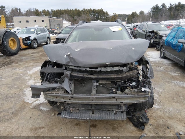 4S4BSAFC8K3228738 Subaru Outback 2.5i Premium