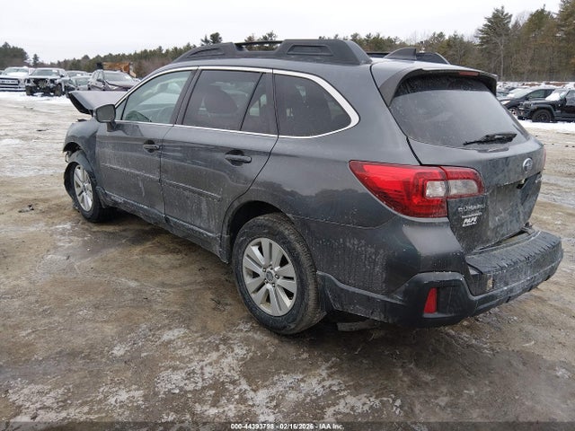 4S4BSAFC8K3228738 Subaru Outback 2.5i Premium