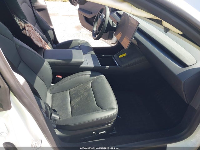 2025 TESLA MODEL 3 5YJ3E1EA4SF931756 Photo 4