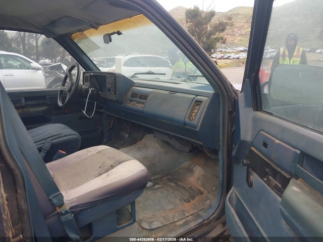 1989 CHEVROLET GMT-400 1GCDC14K1KZ171820 Photo 4