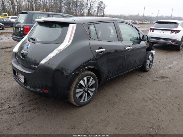 1N4BZ0CP4GC300601 Nissan LEAF SV