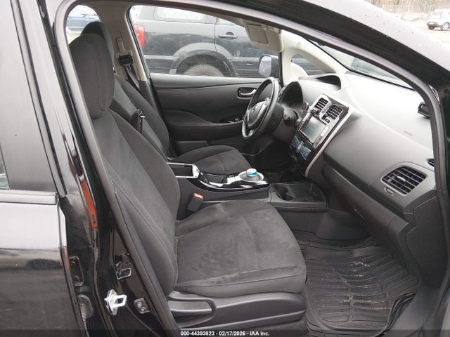 1N4BZ0CP4GC300601 Nissan LEAF SV