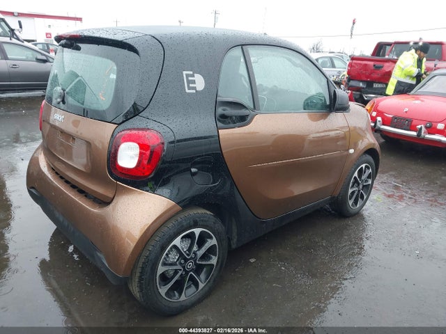 WMEFJ9BA8HK214088 Smart Fortwo Electric Drive Passion