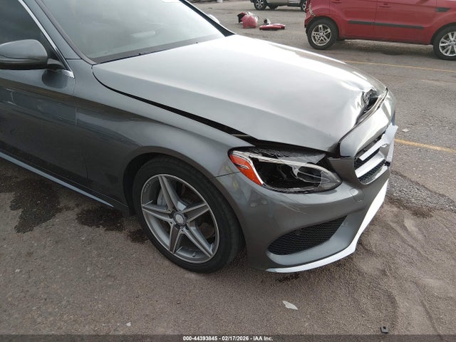 2017 Mercedes-benz C 300 Sport 4matic მანქანა იყიდება აუქციონზე, vin: 55SWF4KB4HU198446, აუქციონის ნომერი: 44393845
