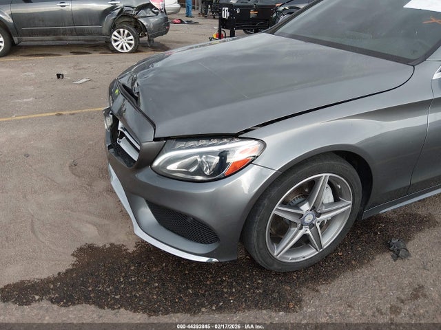 2017 Mercedes-benz C 300 Sport 4matic მანქანა იყიდება აუქციონზე, vin: 55SWF4KB4HU198446, აუქციონის ნომერი: 44393845