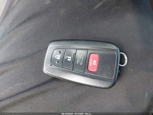JTMN1RFV5KD512164 Toyota Rav4 Limited