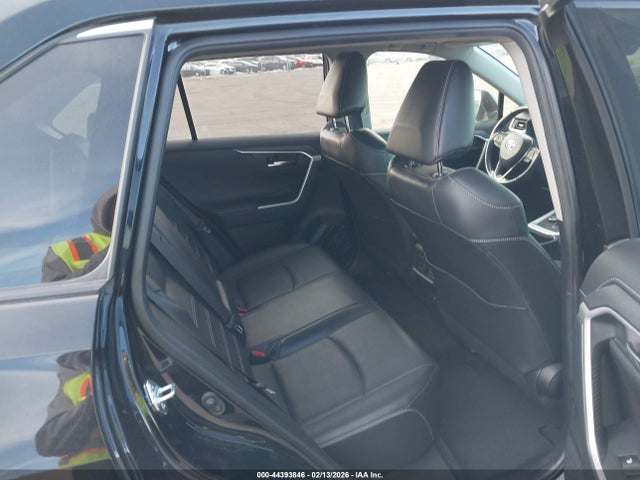 JTMN1RFV5KD512164 Toyota Rav4 Limited