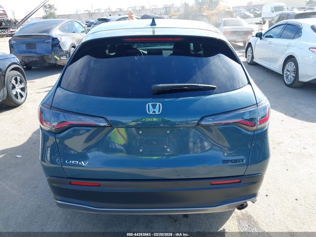 3CZRZ1H58PM704211 Honda Hr-v 2wd Sport