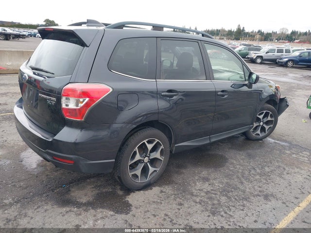 JF2SJGDCXGH530704 Subaru Forester 2.0xt Premium