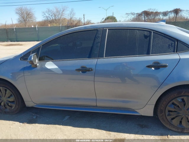 Toyota COROLLA LE 2022 5YFEPMAE8NP366479 Image 13