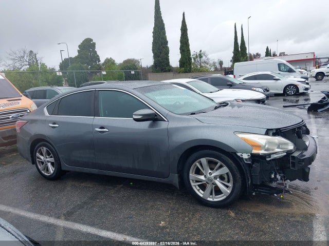 Nissan Altima 2.5 Sv 2015 1N4AL3AP8FC149262 Image 14