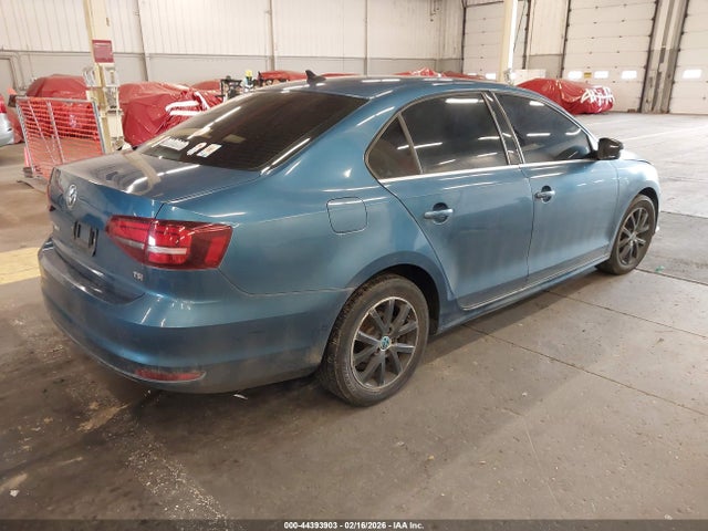 Aukcja sprzedaży 2017 Volkswagen Jetta 1.4t Se, vin: 3VWDB7AJ3HM387340, numer aukcji: 44393903