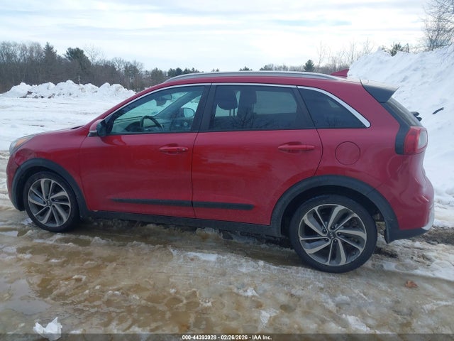 44393928 :رقم المزاد ، KNDCE3LCXH5038422 vin ، 2017 Kia Niro Touring مزاد بيع