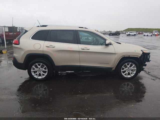 Jeep Cherokee Latitude 2014 1C4PJLCS7EW249622 Image 14