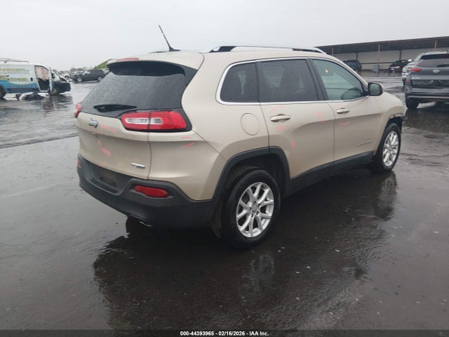 Jeep Cherokee Latitude 2014 1C4PJLCS7EW249622 Image 4