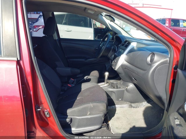 3N1CN7AP9KL826826 Nissan Versa 1.6 Sv