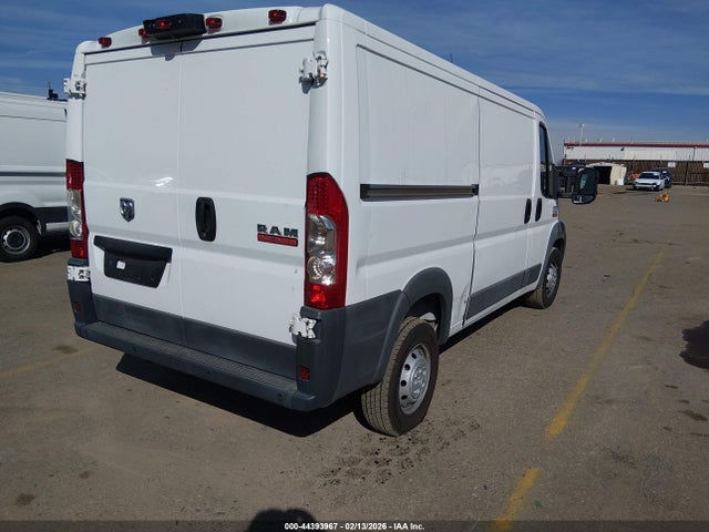 3C6TRVAG5JE150388 RAM Promaster 1500 Low Roof 136 Wb