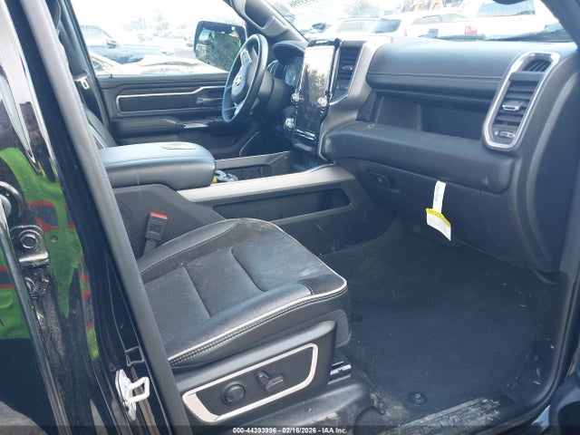 2025 Ram 1500 Laramie  4x4 5'7 Box მანქანა იყიდება აუქციონზე, vin: 1C6SRFJP8SN567423, აუქციონის ნომერი: 44393996