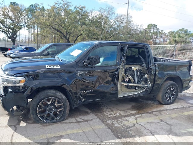2025 Ram 1500 Laramie  4x4 5'7 Box მანქანა იყიდება აუქციონზე, vin: 1C6SRFJP8SN567423, აუქციონის ნომერი: 44393996