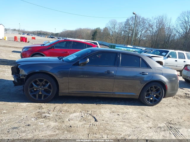 Aukcja sprzedaży 2021 Chrysler 300 300s, vin: 2C3CCABG3MH585506, numer aukcji: 44394003