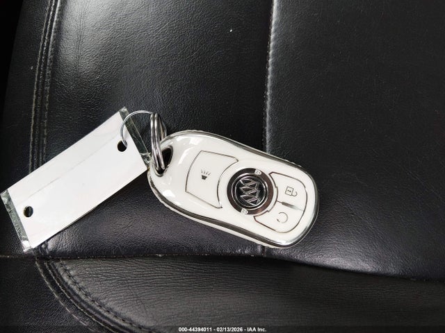 KL4CJGSB5LB035217 Buick Encore Awd Essence