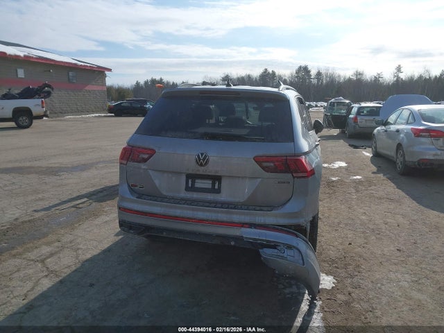 Продаж на аукціоні авто 2024 Volkswagen Tiguan 2.0t Se R-line Black, vin: 3VV8B7AX2RM224349, номер лоту: 44394016