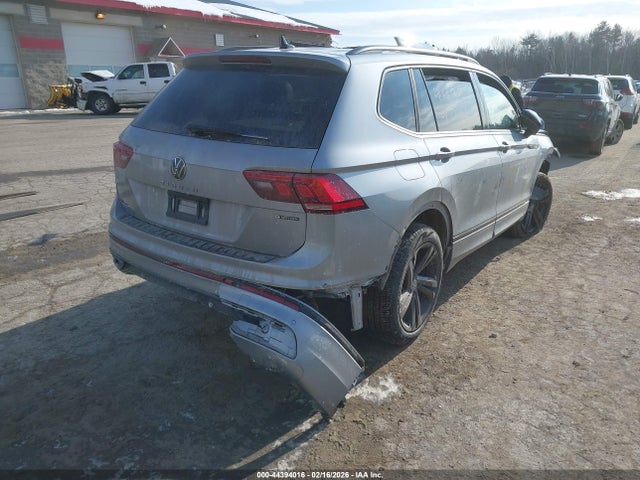 Продаж на аукціоні авто 2024 Volkswagen Tiguan 2.0t Se R-line Black, vin: 3VV8B7AX2RM224349, номер лоту: 44394016