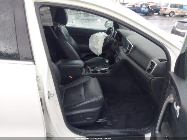 KNDPNCAC6H7254163 KIA Sportage Ex