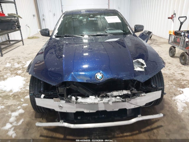 2023 Bmw 330i Xdrive მანქანა იყიდება აუქციონზე, vin: 3MW89FF01P8D20475, აუქციონის ნომერი: 44394059