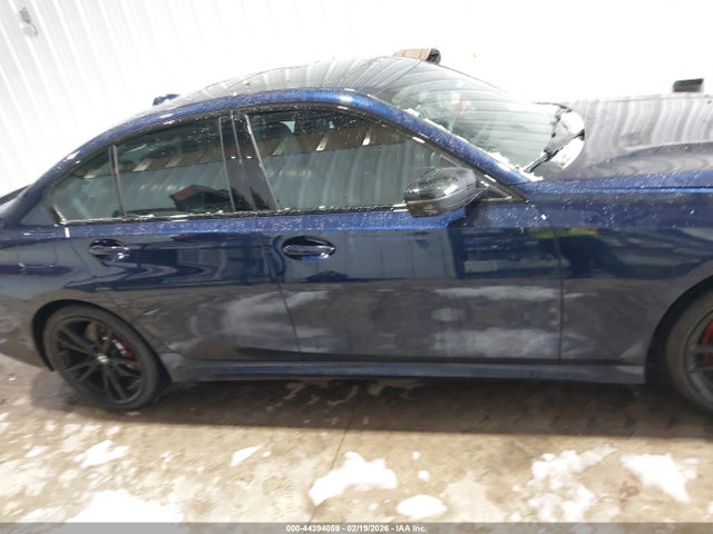 2023 Bmw 330i Xdrive მანქანა იყიდება აუქციონზე, vin: 3MW89FF01P8D20475, აუქციონის ნომერი: 44394059