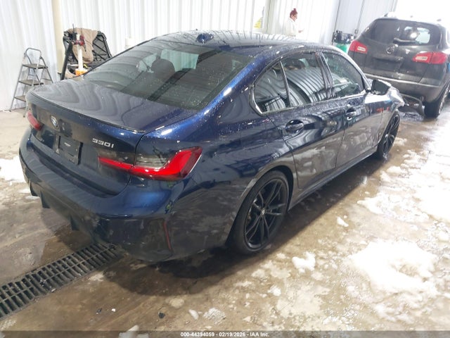 2023 Bmw 330i Xdrive მანქანა იყიდება აუქციონზე, vin: 3MW89FF01P8D20475, აუქციონის ნომერი: 44394059