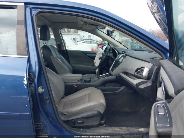 Auction sale of the 2022 Subaru Legacy Limited, vin: 4S3BWAN62N3007225, lot number: 44394085