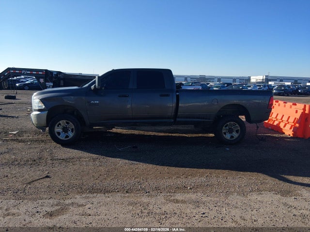 Продаж на аукціоні авто 2018 Ram 2500 Tradesman  4x4 8' Box, vin: 3C6UR5HL5JG192426, номер лоту: 44394109