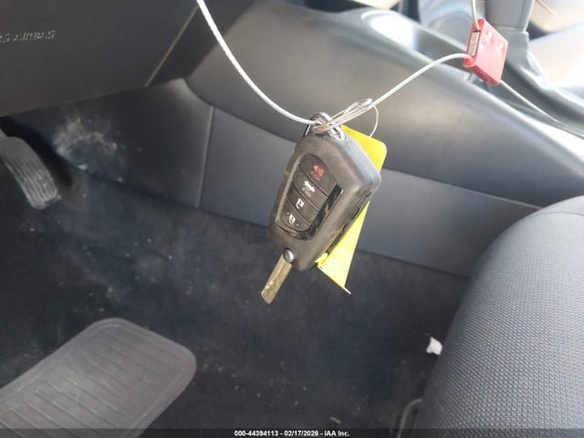 5YFEPMAE6NP300884 Toyota COROLLA LE