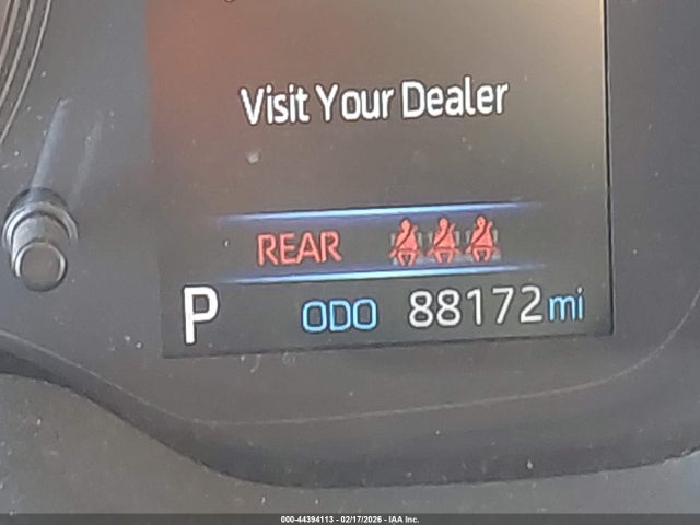 5YFEPMAE6NP300884 Toyota COROLLA LE