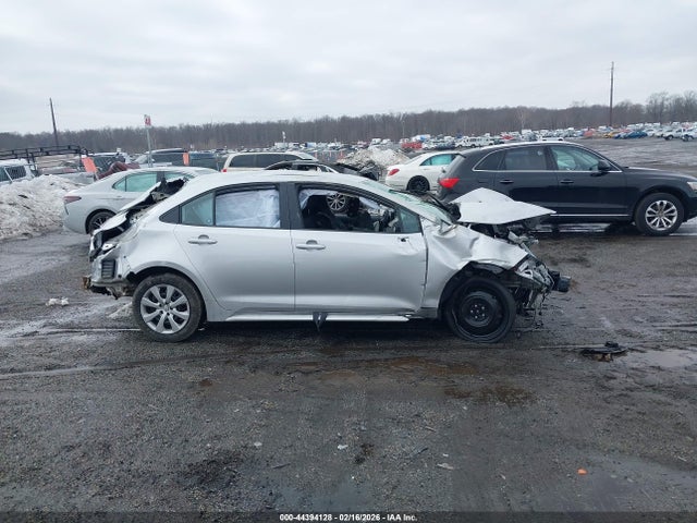 44394128 :رقم المزاد ، 5YFB4MDE1SP354385 vin ، 2025 Toyota Corolla Le مزاد بيع