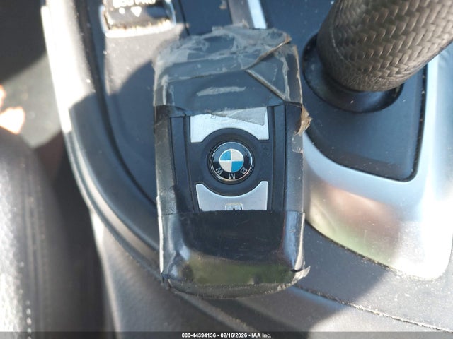 44394136 :رقم المزاد ، WBA3A5C59DF355702 vin ، 2013 Bmw 328i مزاد بيع