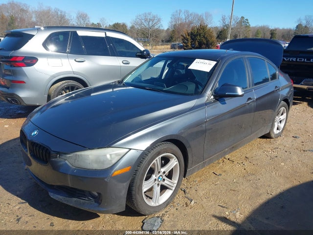 44394136 :رقم المزاد ، WBA3A5C59DF355702 vin ، 2013 Bmw 328i مزاد بيع