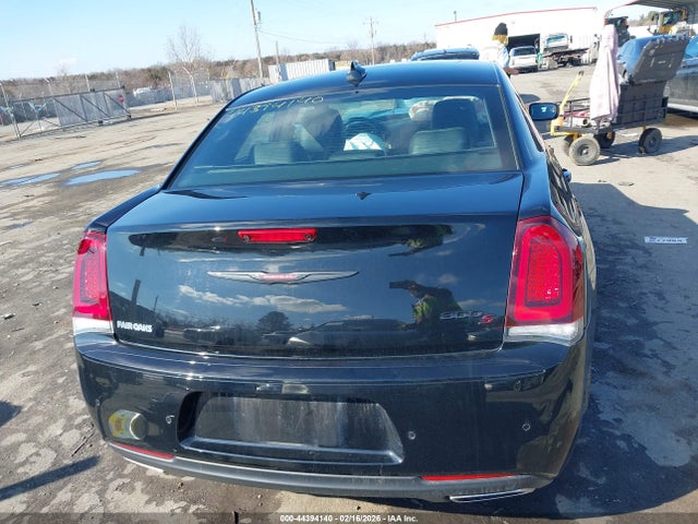 44394140 :رقم المزاد ، 2C3CCABGXPH509463 vin ، 2023 Chrysler 300 300s مزاد بيع