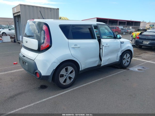 Продаж на аукціоні авто 2015 Kia Soul, vin: KNDJN2A22F7794159, номер лоту: 44394153