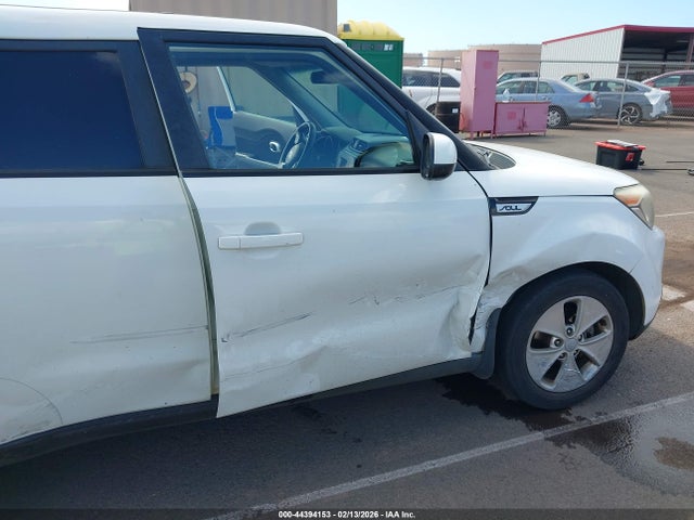 Продаж на аукціоні авто 2015 Kia Soul, vin: KNDJN2A22F7794159, номер лоту: 44394153