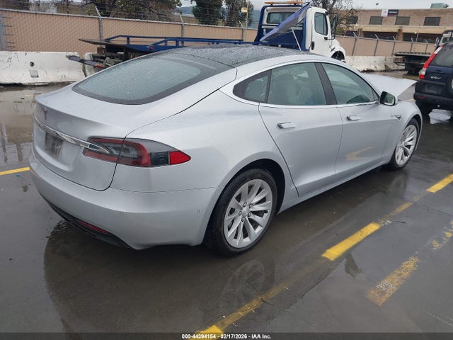 2016 TESLA MODEL S 5YJSA1E11GF148456 Photo 3