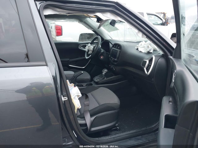 KNDJ23AU9R7909411 KIA SOUL LX