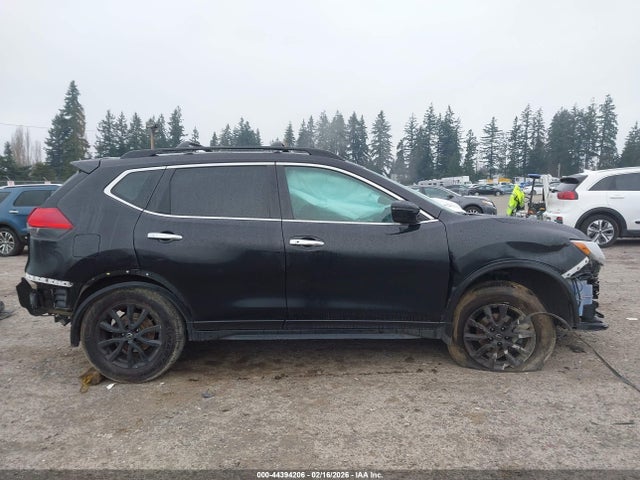 Nissan ROGUE SV 2017 5N1AT2MV5HC828211 Image 13